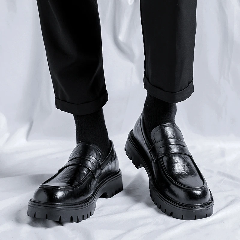 Men's Black leather shoes Gentleman Classic Luxury Style Work or Business High quality luxury adult dress Thick Bottom versatile