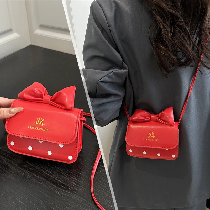 

Versatile Mini Bag Fashion Small Square Bag Senior Sense Bow Three-dimensional Niche Design Crossbody Bag