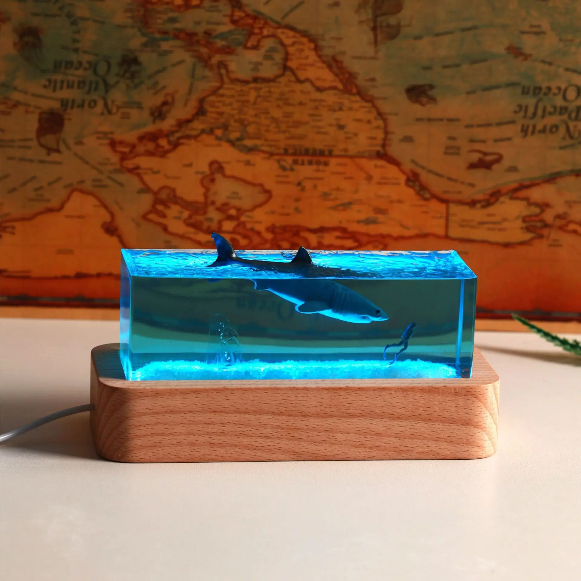 Ocean Animals Resin Table Light Creactive Art Shocked Decoration Lamp Shark Whale Dolphin Night Light USB Charge