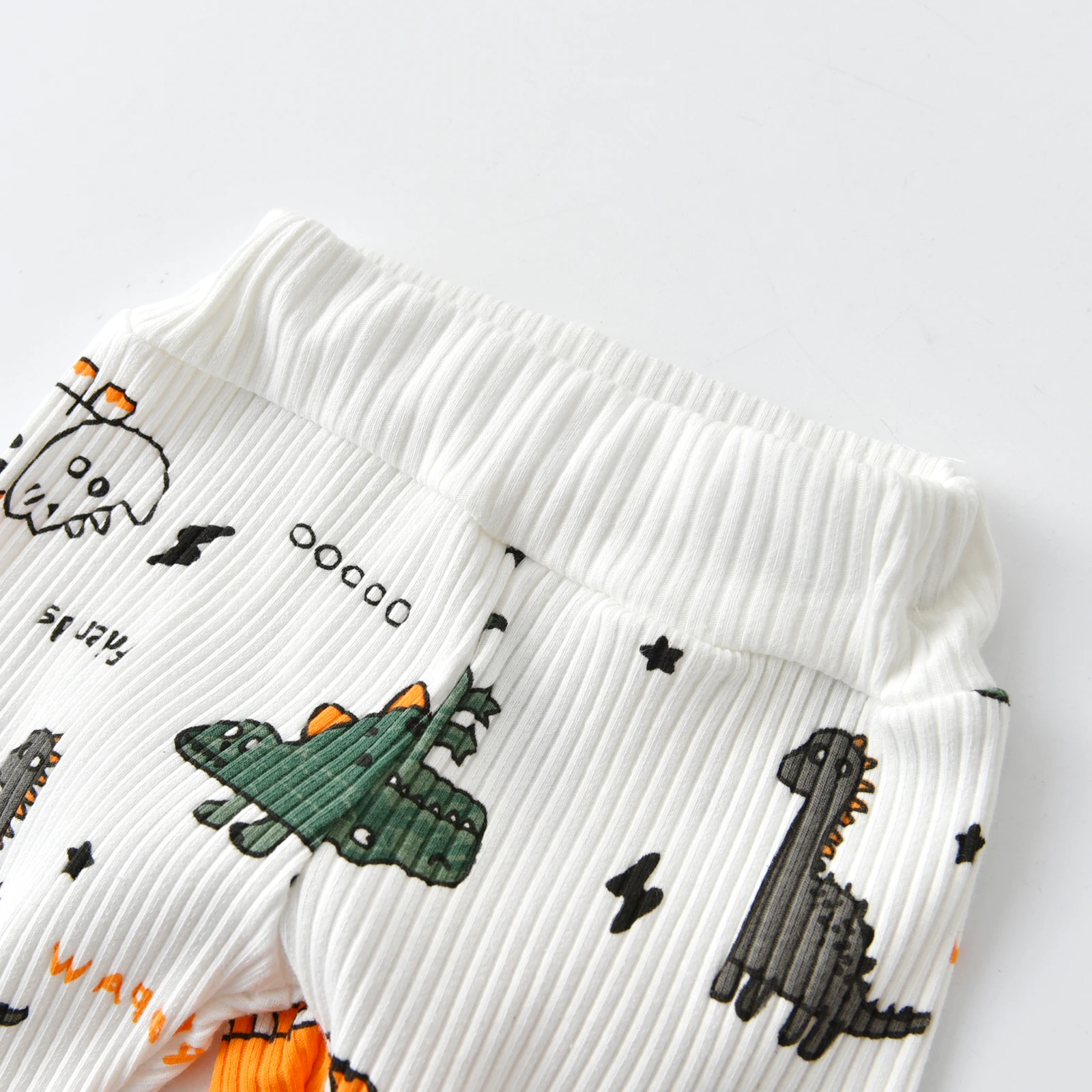 3PCS Newborn Baby Boy Clothes Set Cute Dinosaur Printed Knitted Romper Top + infant Pants + Cap Spring Autumn Outfit for Boys