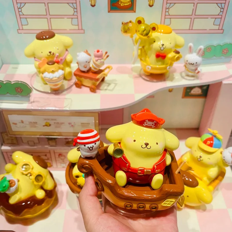 

Подлинная в наличии Sanrio Pompompurin, серия парков развлечений, слепая коробка, загадочная коробка, украшение для рабочего стола, кукла, ПВХ фигурка, подарок