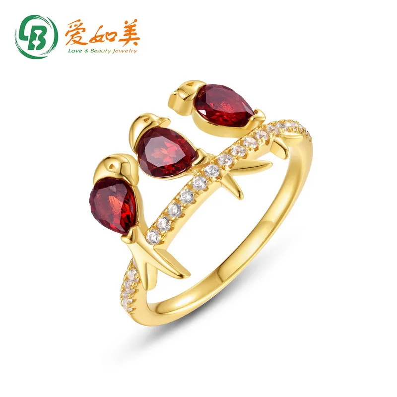 

Creative 3 Little Bird Rings Fashionable and Popular 18K Gold PT950 Platinum Silver Plated 7-Layer Gold Set with Red Garnet Ring