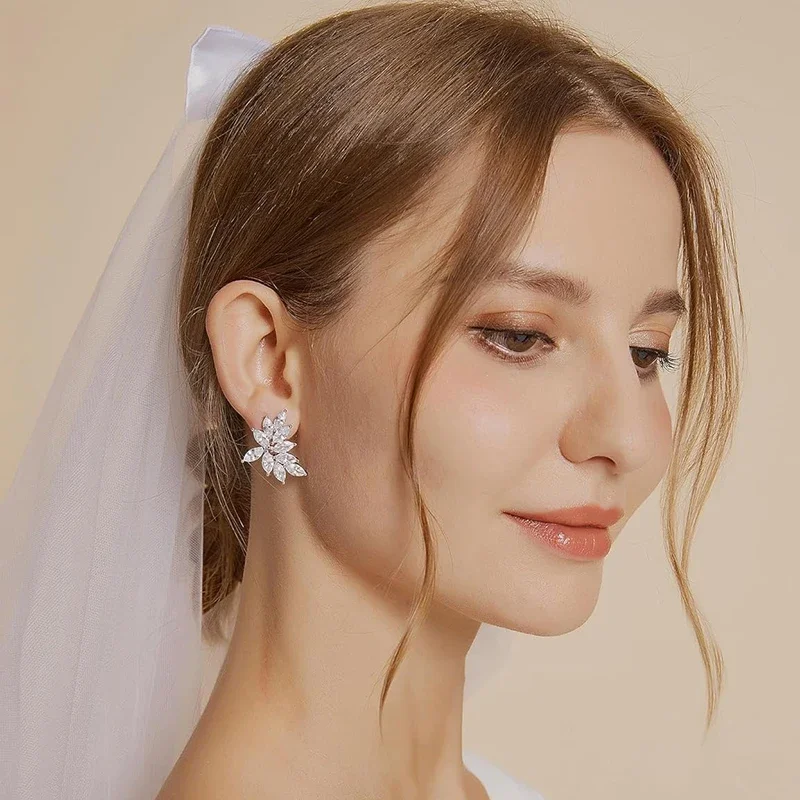 Trumium Silver Color Leaf Zircon Wedding Earrings For Women Bling Marquise Crystal Bridal Stud Earring Party Jewelry Gift