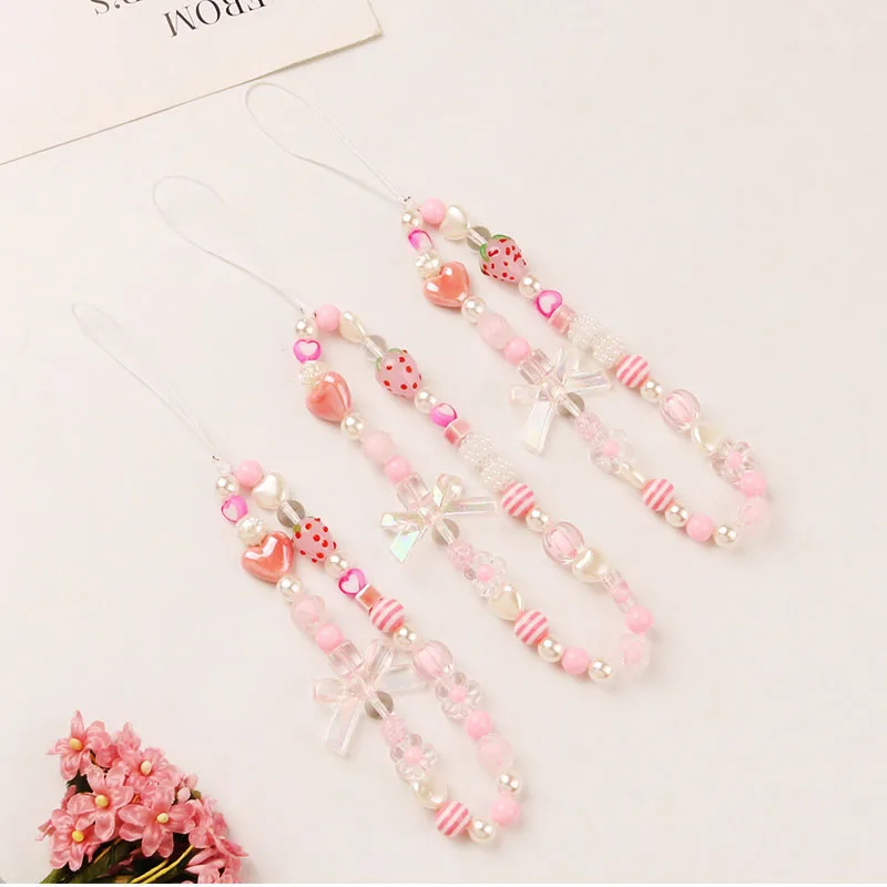 Fashion Strawberry Romantic Heart Pearl Geometry Beaded Charm Lanyard Decoration Bracelet Mobile Phone Chain Women Pink Jewelry