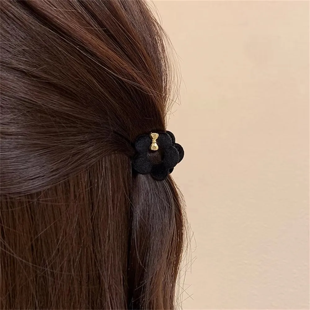 Flowers Mini Crab Hair Claws Flocking Hairpins Fairy Hair Clips Woman Girls Forehead Broken Bangs Headwear