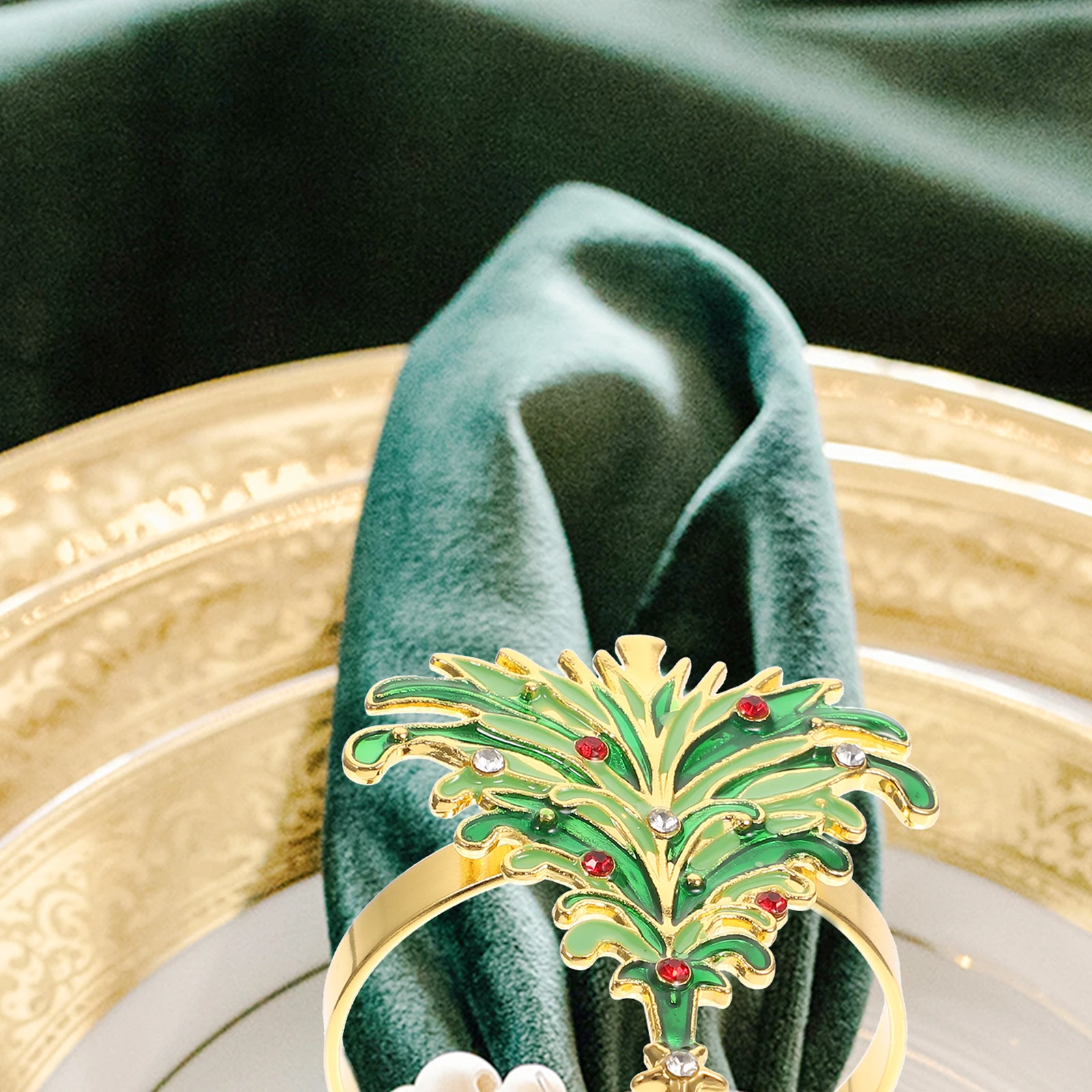 

6 Pcs Napkin Rings Metal Christmas Tree Decorative Buckles for Party Table Holiday Home Office Hotel Restaurant Bar Cafe