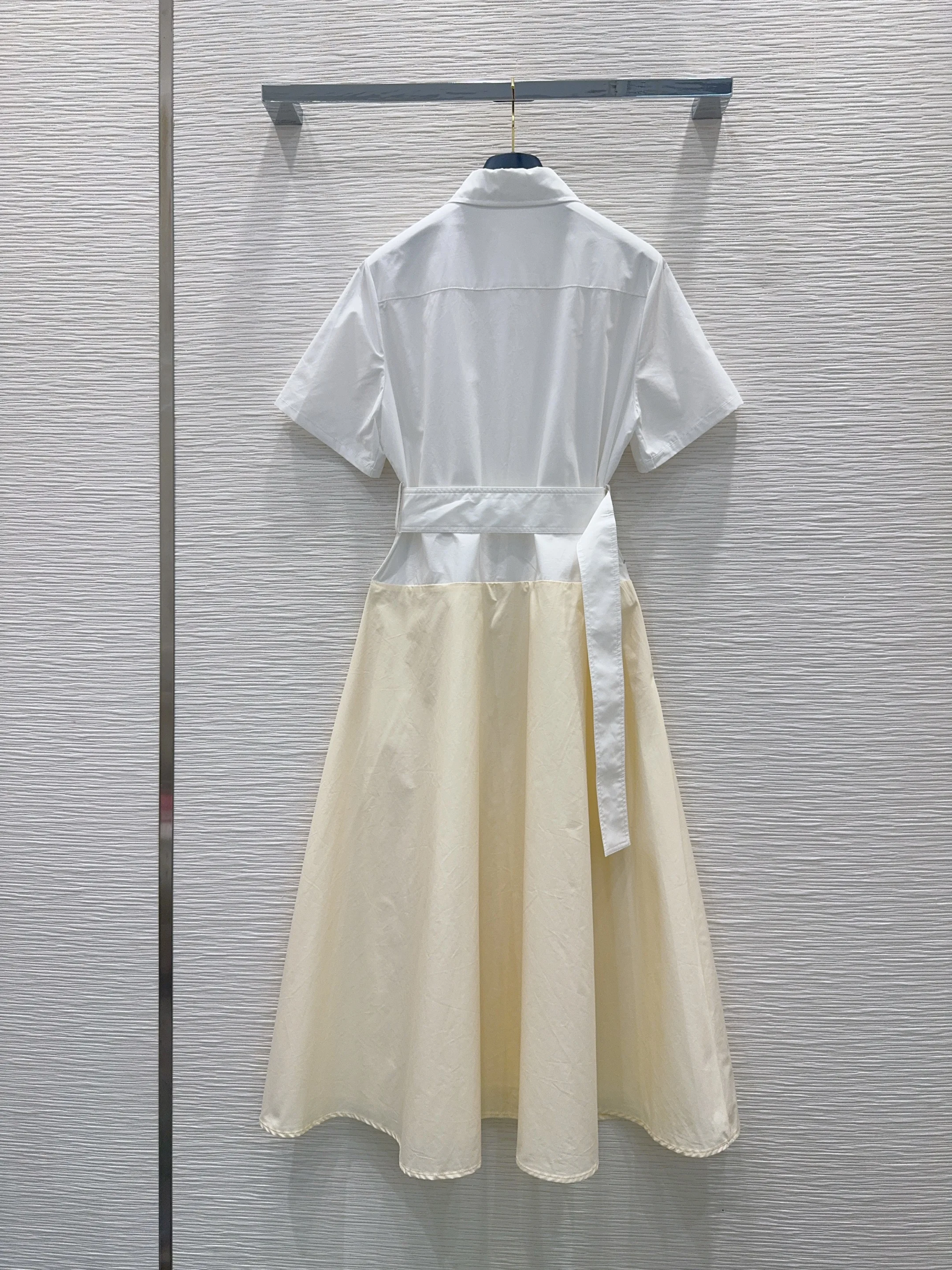 2026 new style fitted waist slim-fitting short-sleeved shirt dress