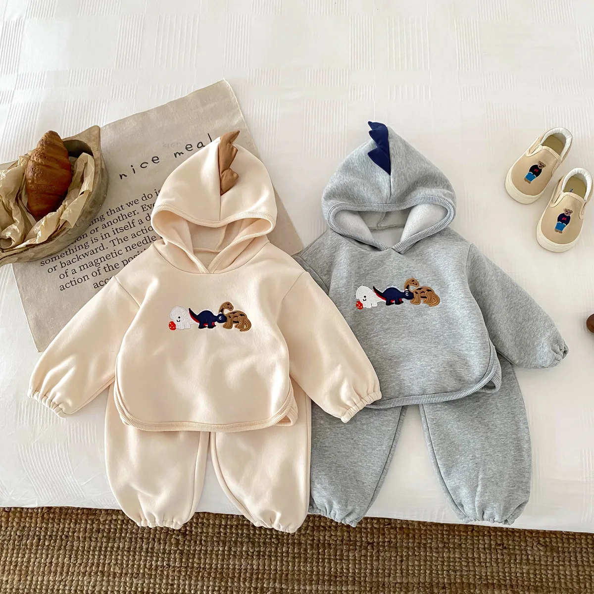 Cartoon Plush Thicken Warm Baby's Sets  2024 Baby Clothing Set Hooded Tollder Baby Sweater Pant 2Pcs Set For Girls Boys