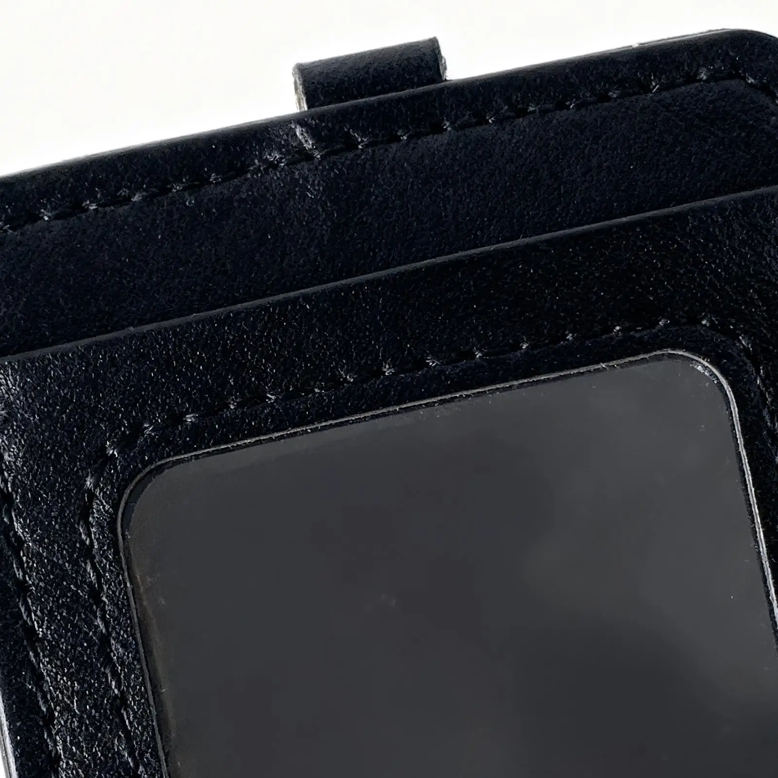 Photocard Holder PU Leather Protector Photo Sleeve With Love Heart Charm Spiral Wrist Coil For Women Men Fans Travel School