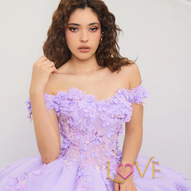 Lavender Shiny Quinceanera Dress Off Shoulder Corset Ball Gown Applique Lace Beads Tull Sweet 16 Vestidos De 15 Años