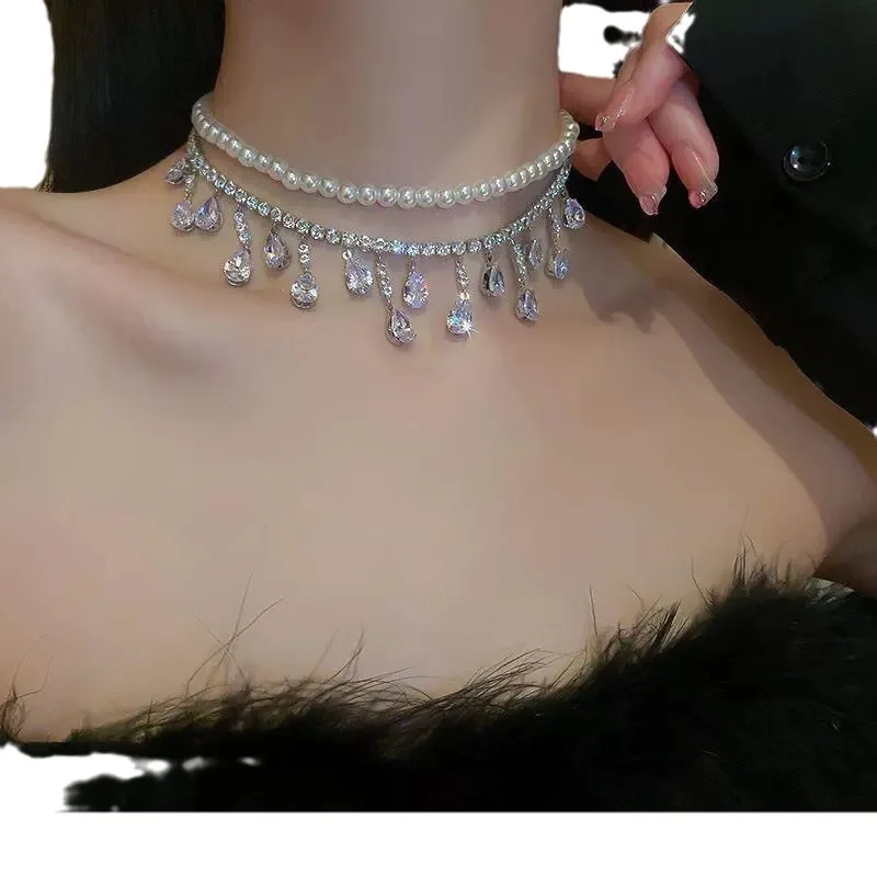 New Temperament Full of Crystal Shiny Water Drop Pendant Necklace for Women Luxury Pearl Collarbone Chain Jewelry Accessories