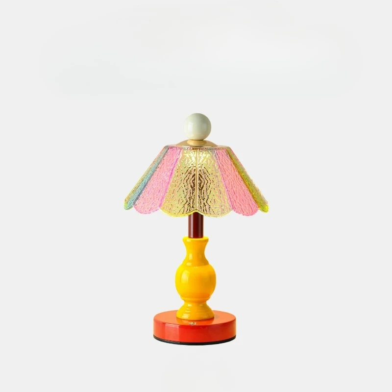 Modern Designer Floor Lamps Creative Color Desk Lamp Children’s Room Bedroom Bedside Table Atmosphere Home Decoration Fixtures