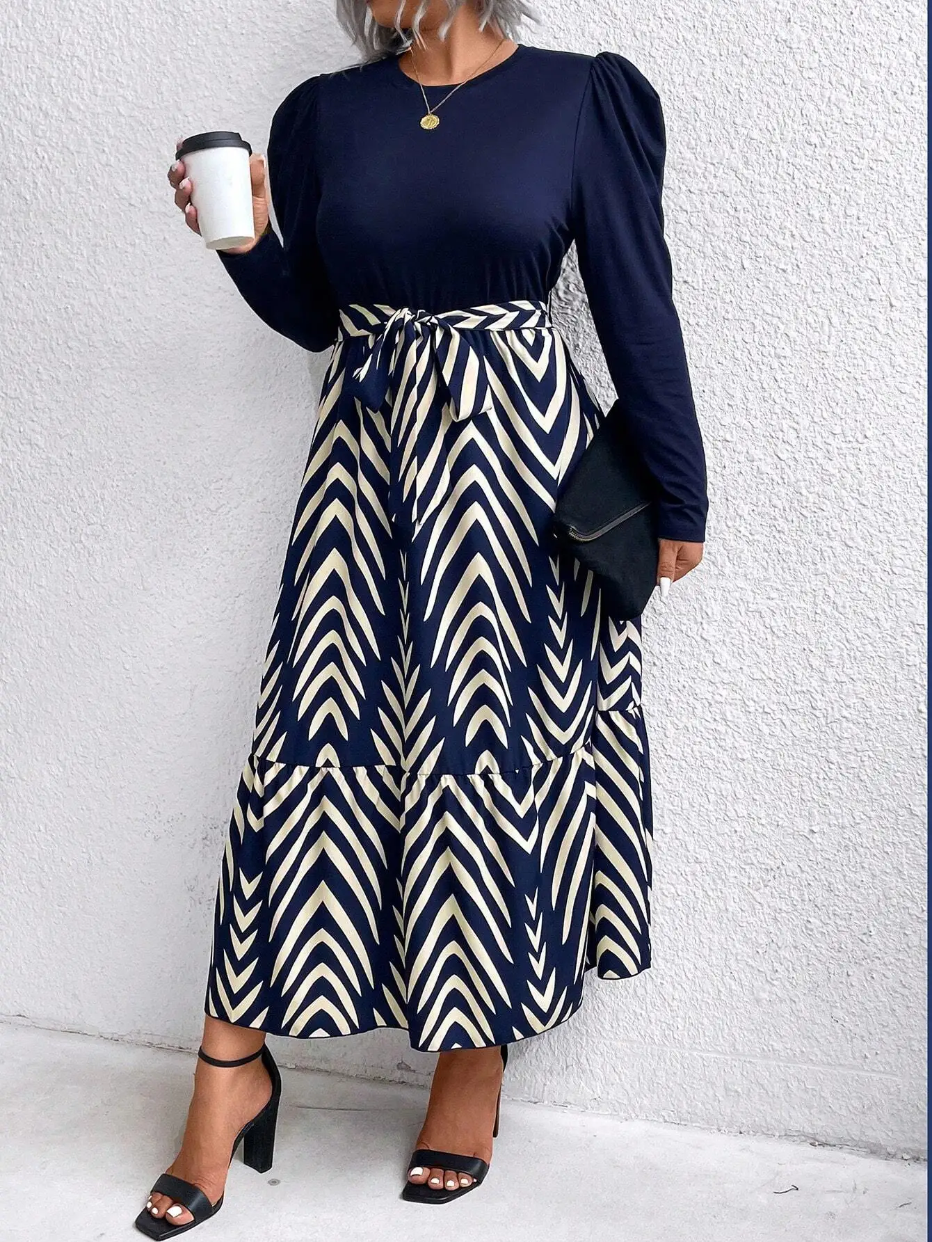

Plus Size Round Neck Long Sleeve Chevron Print Tiered Midi Dress