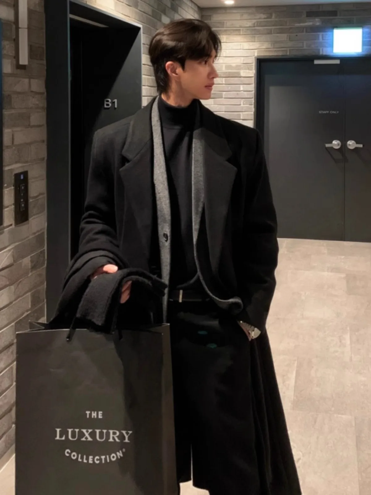 

Knee-Length Men's Woolen Coat Autumn Winter Faionable Korean Sle Mid-Length Overcoat Youth Culture Premium Tweed Jaet