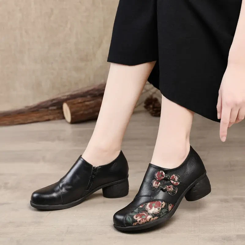 Cozy Retro Floral Low Heels Classic Pumps Women's Vintage Genuine Leather Shoes Ladies Handmade Bohemia Pumps Shoes Black Heels