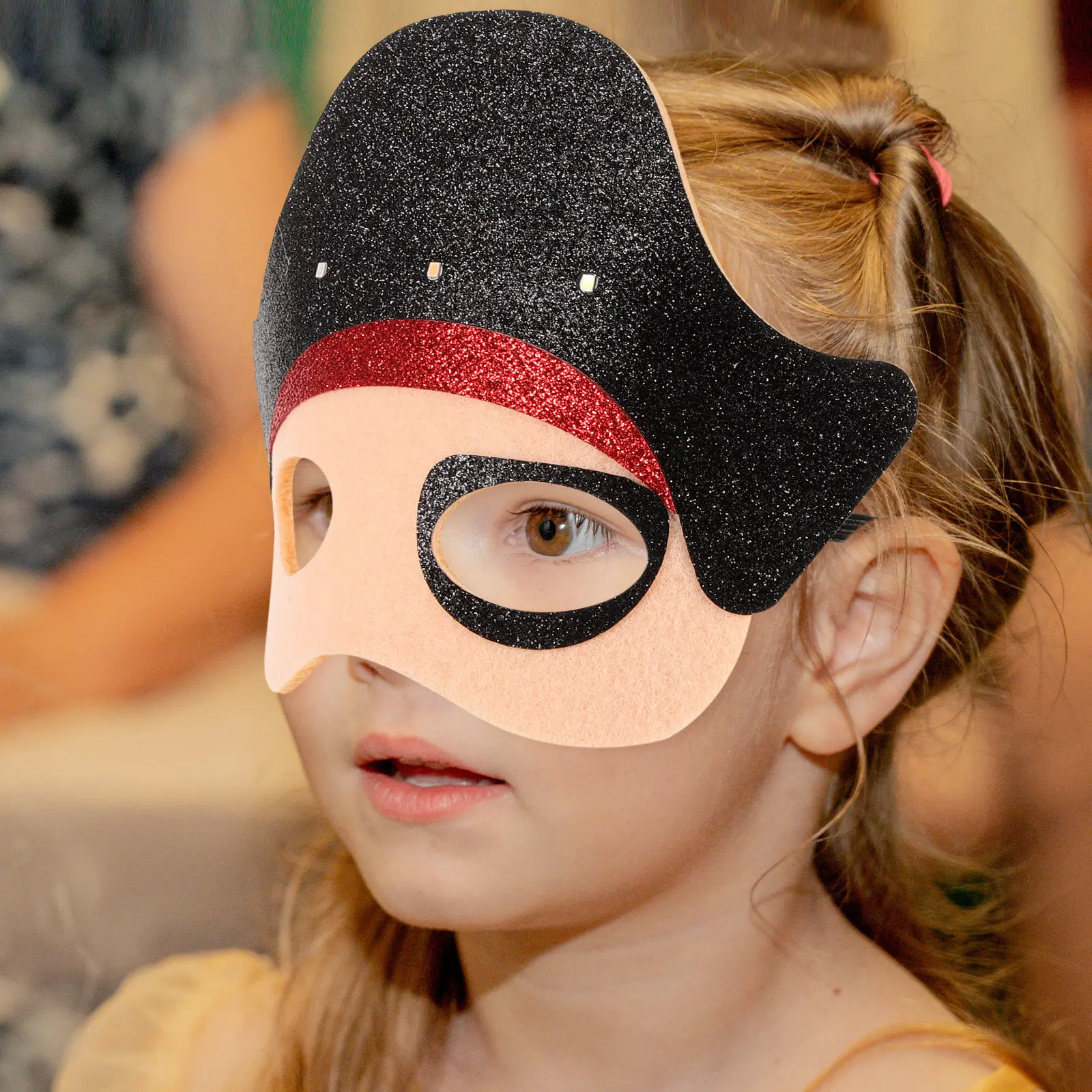 2Pcs Light Up Pirate Mask Half Face Felt Comfortable Kids Party Mask Halloween Birthday Carnival Photo Booth Props Fun Decor