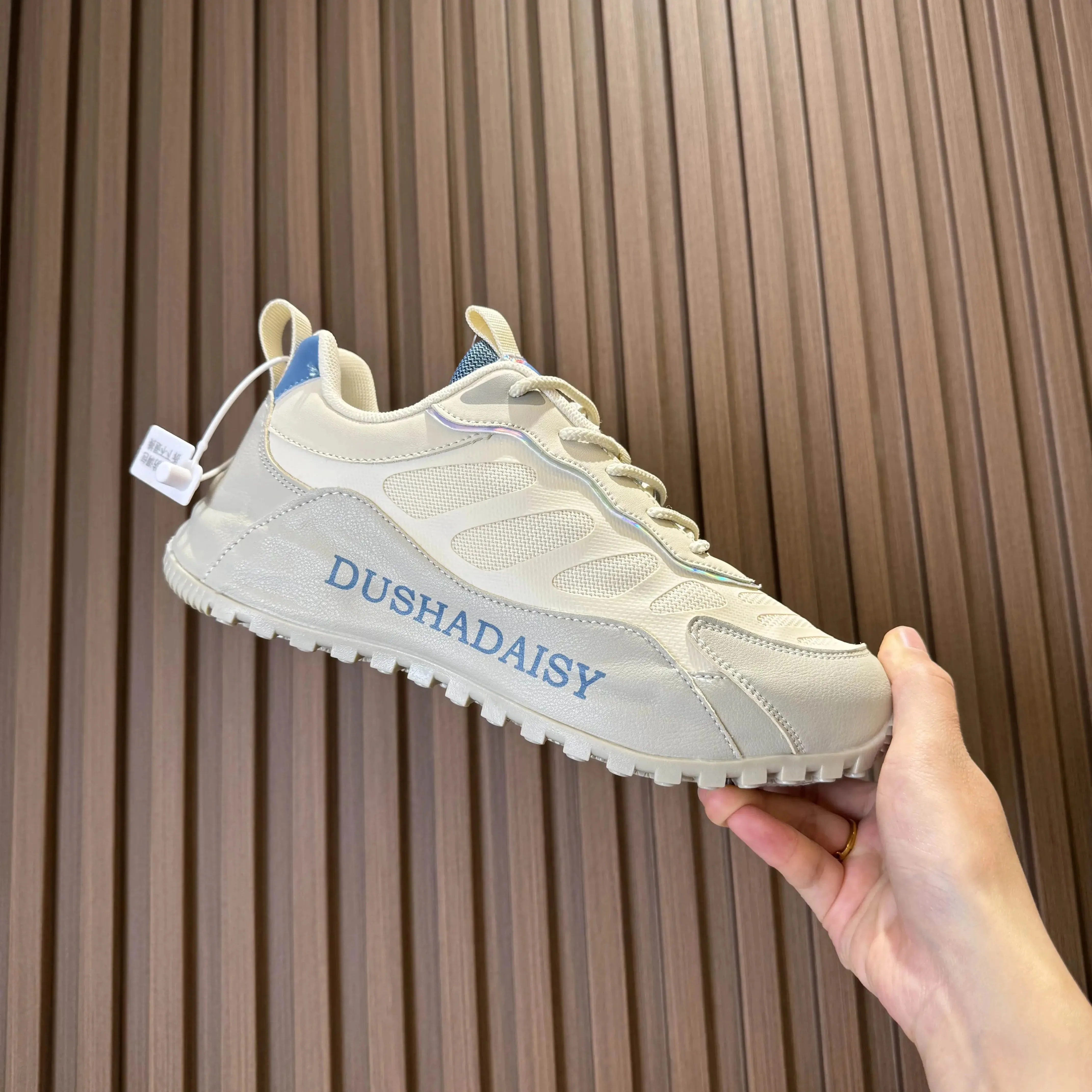 Neutral hiking shoes men's lightweight wear-resistant and durable outdoor combat boots men's casual sneakers walking shoes