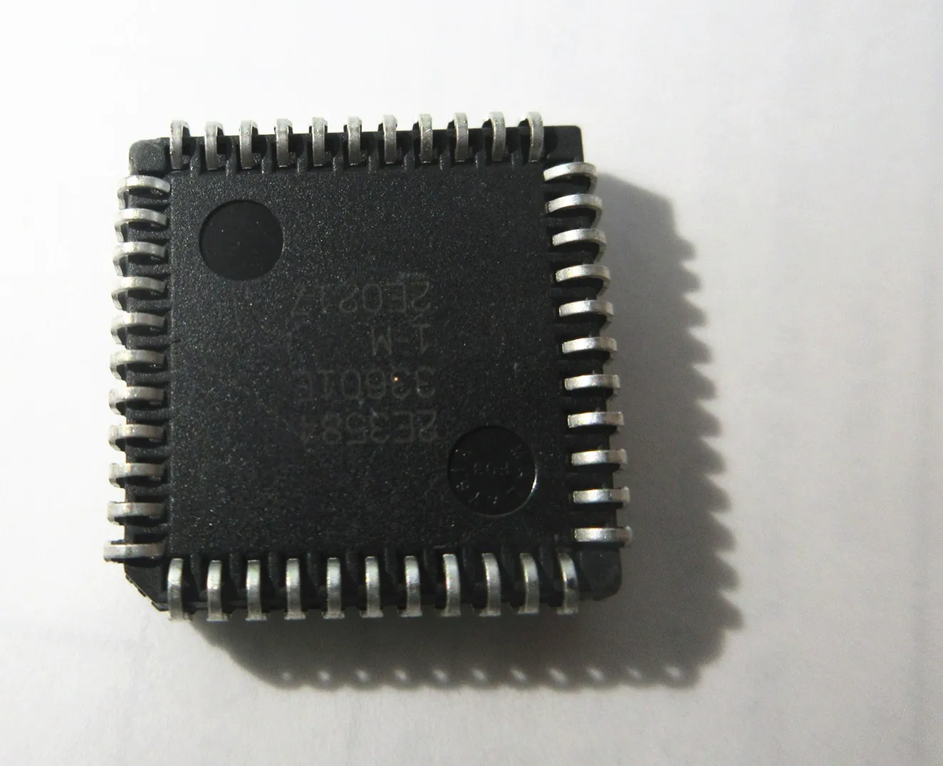 AT89C51RC-24JU AT89C51RC-24JI  AT89C55WD-24JU -24JI   10PCS