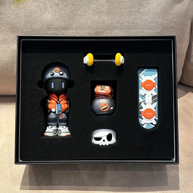 

Mr.Bone Returns To The Future Series Action Figure Limited Edition Model Desktop Decor Mr.Bone Anime Figure Toys Surprise Gift