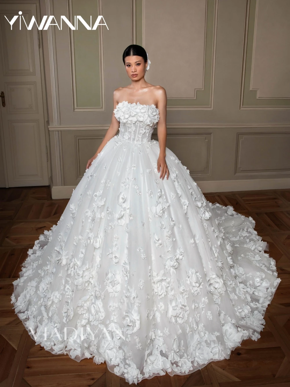 

Dreamy Exquisite 3D Flower Princess Wedding Dress Elegant Strapless Backless Bridal Gown Customized White Dresses For Bride