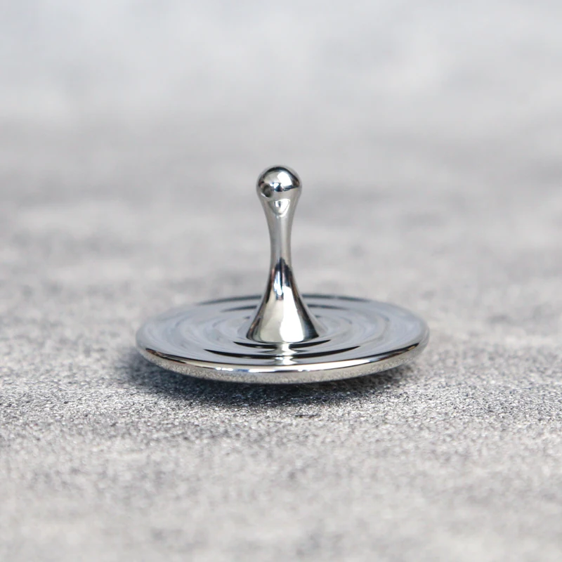 Zawieszka Antystresowa w Kształcie Łezki ze Stopu Cynku - Obrotowy Spinner na Biurko dla Dorosłych i Dzieci, Unikalny Prezent