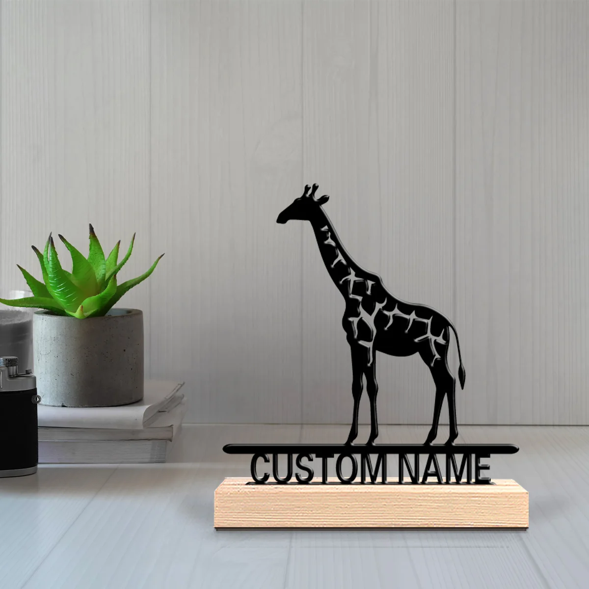 Estatuas de jirafa personalizadas, arte de Metal con Base de madera, adecuado para entusiastas de los animales, conmemorativo de mascotas, 1 ud.
