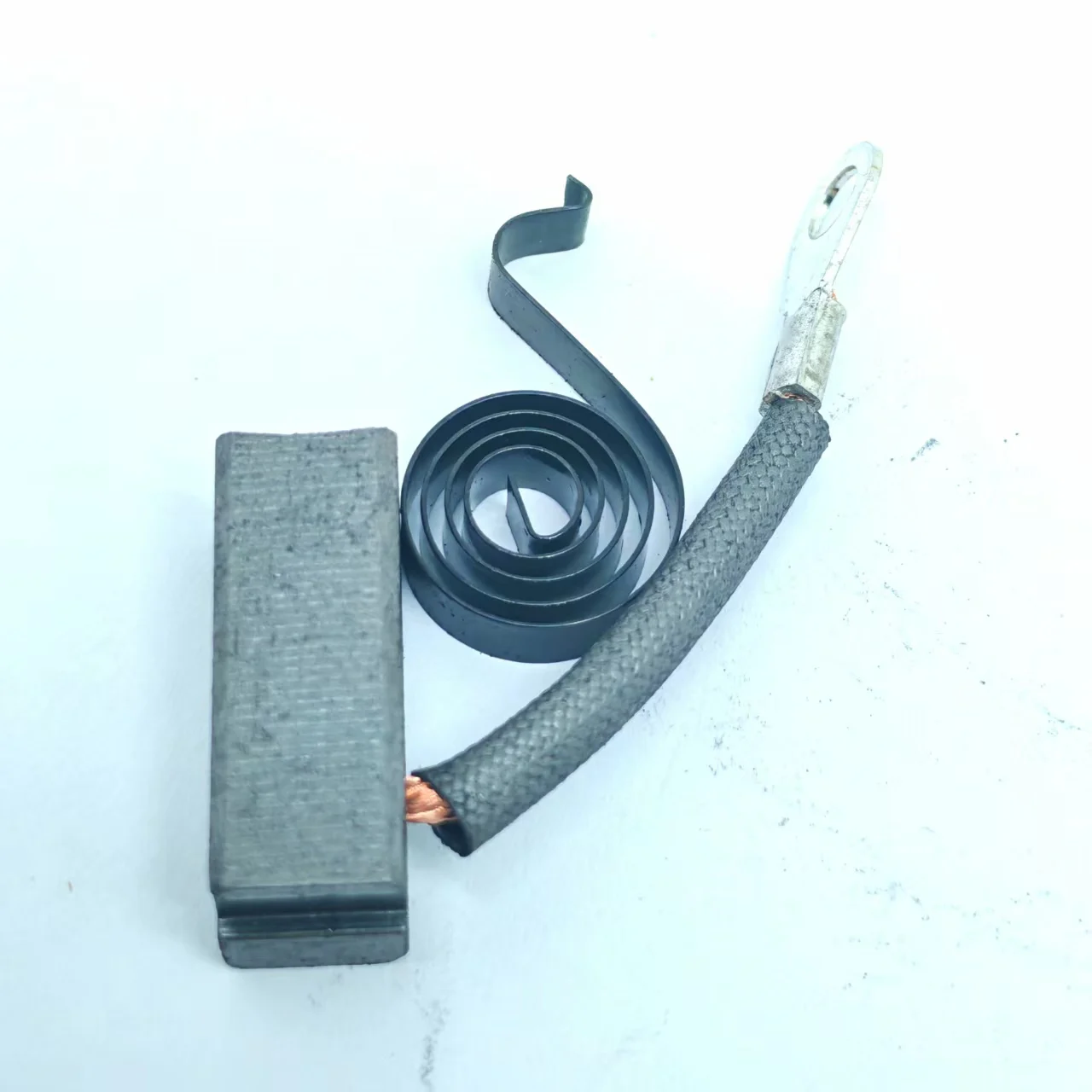 لمرفقات الرافعة الشوكية Jungheinrich مجموعة فرشاة الكربون 51785716 لمجموعة فرشاة الاستبدال الأصلية Jungheinrich