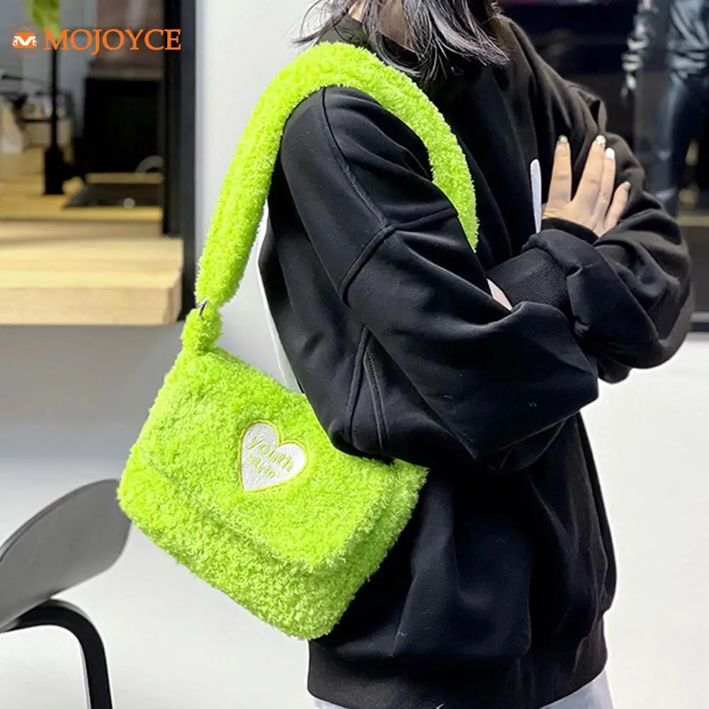 Women's Simple Sling Bags Wool Fluffy Crossbody Bags Soft Heart Pattern Solid Color Female Winter Daily Bag Luxury Designer Bags