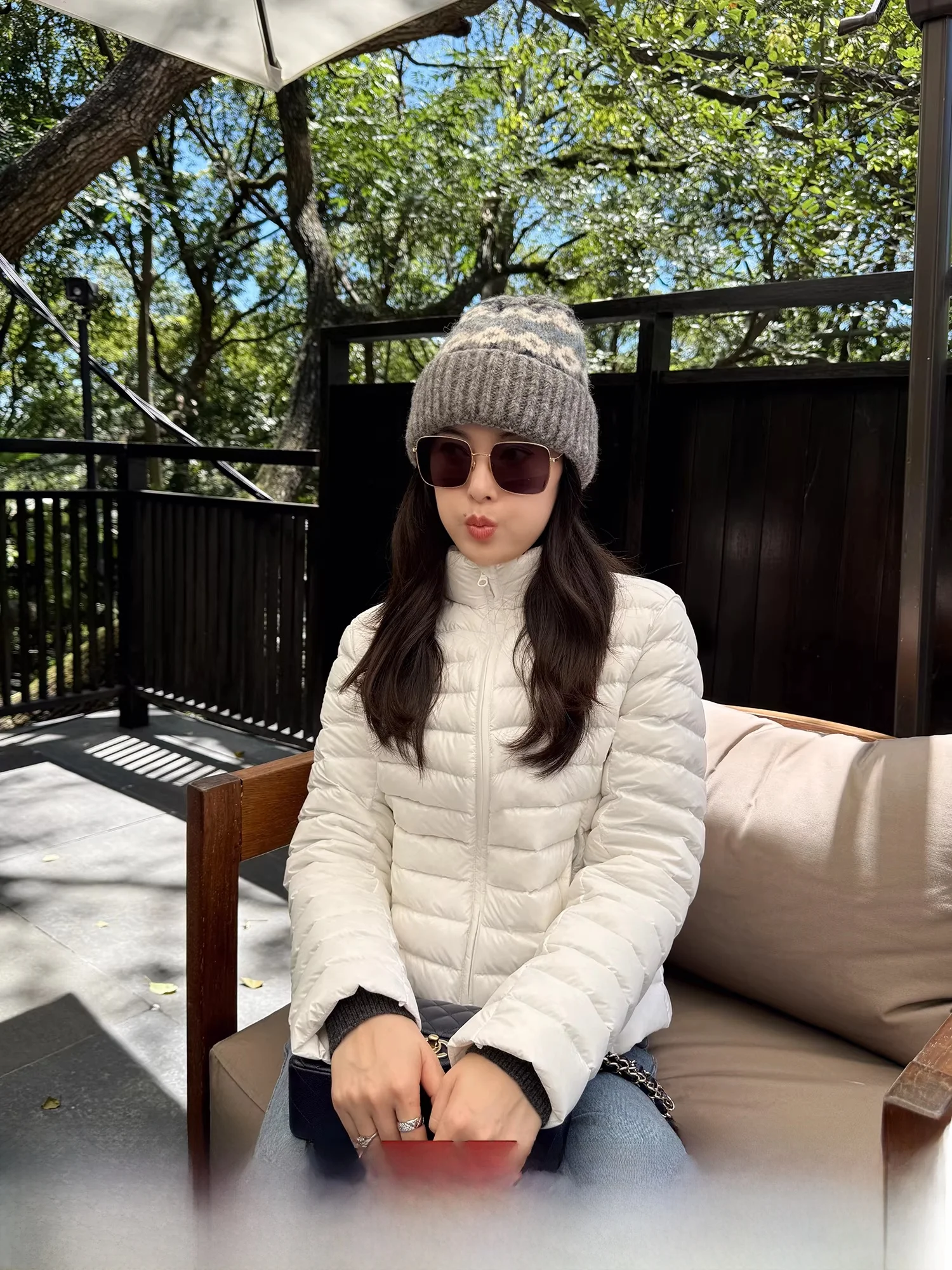 Yang Xiaoyao Women's Slim Fit Lightweight down Jaet 2025 New White Goose down Faionable Outerwear for Ladies