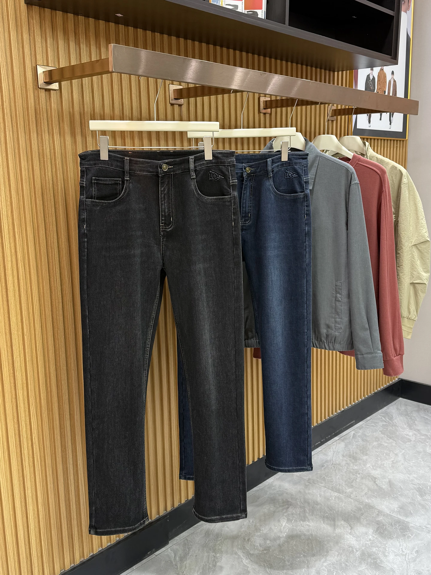 

Men's Fashionable Straight Leg Casual Jeans mid Waist Cotton Blend Fabric High Elasticity Water Washed Autumn Winter Pants