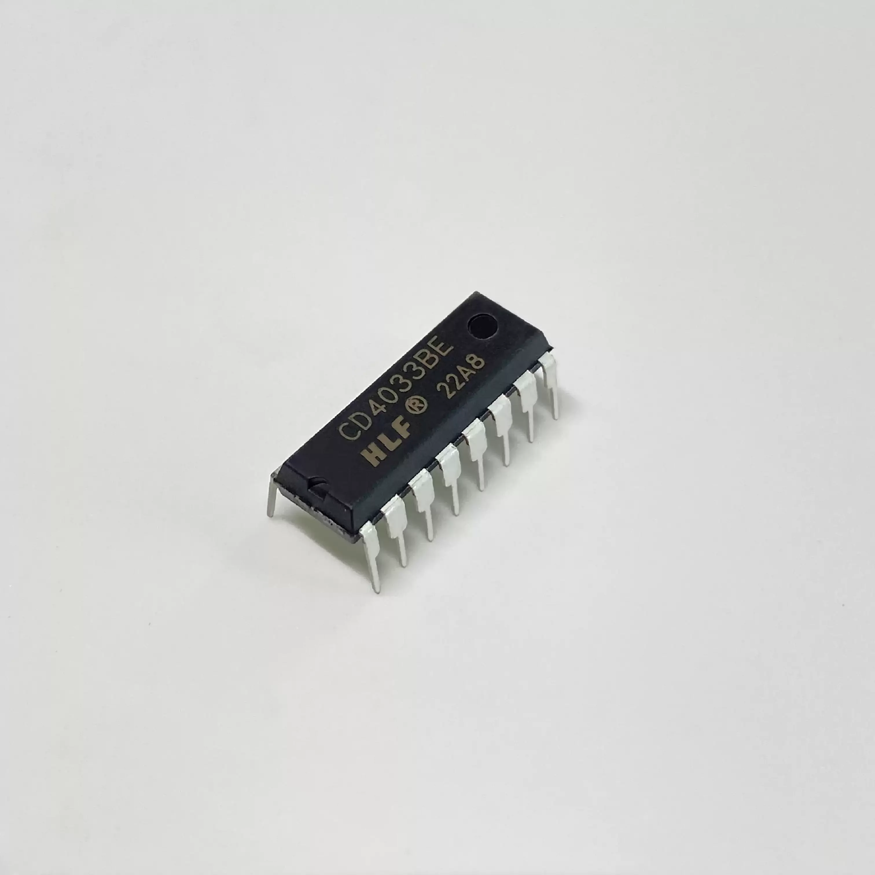 (10 pcs) CD4033BE DIP-16 CD4033- CMOS Decade Counter/Divider with Decoded 7-Segment Display Outputs 3V~18V