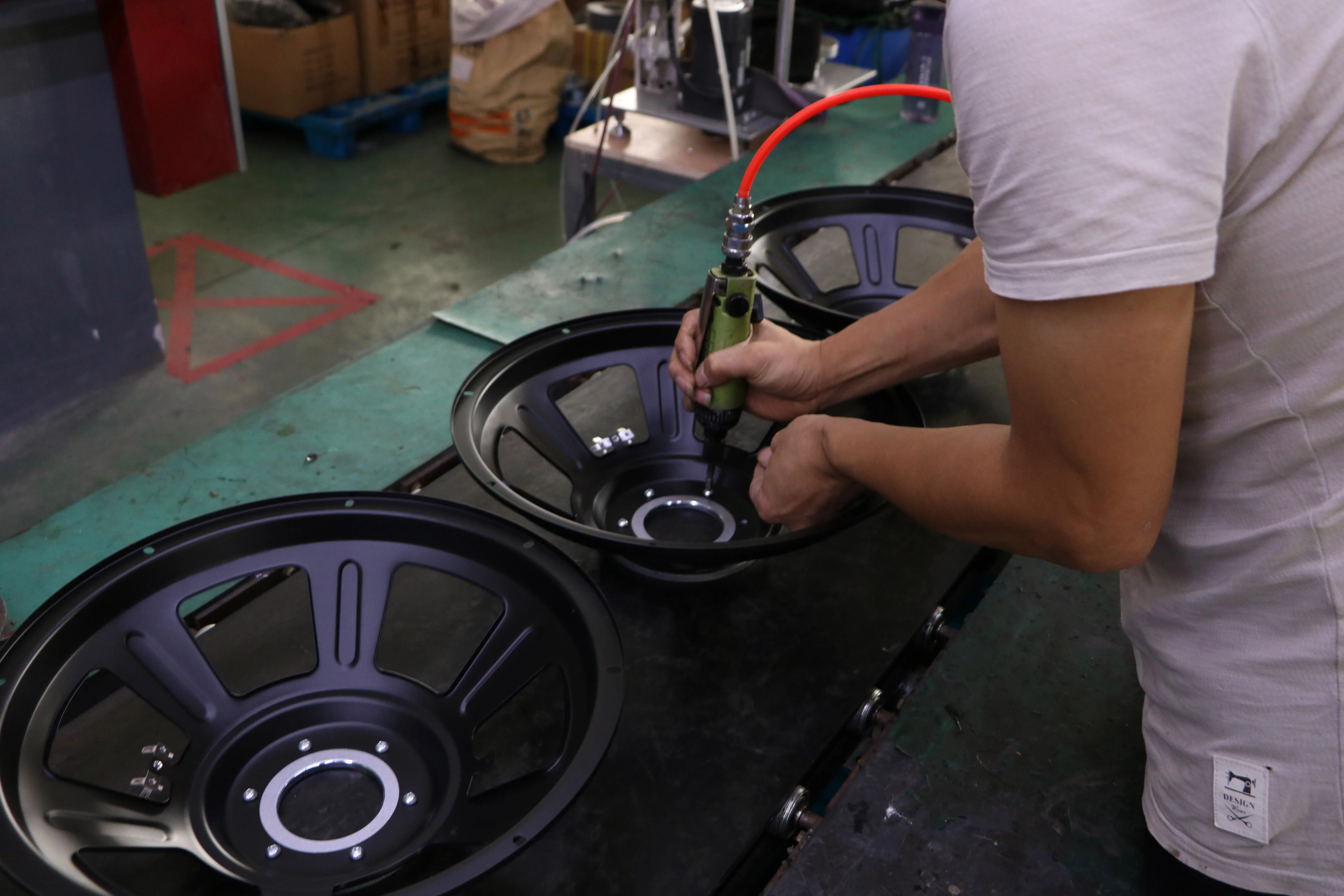 B10 800W - Supply Class D  Active Post Speaker Indoor Party with Light Emitting Diode Plastic Audio