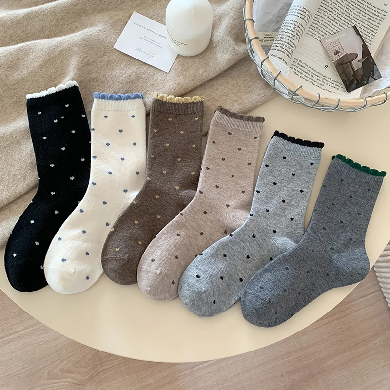 

Women's Socks Retro Style New Fashion Heart Design Cute Socks Breathable Warm Casual Comfort Novelties Girls Thick Socks Outdoor