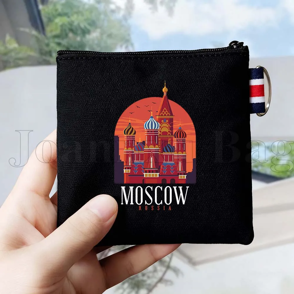 

Милый кошелек-ключница с картой России, флагом, московской матрёшкой и собором, из холщовой ткани, чёрный