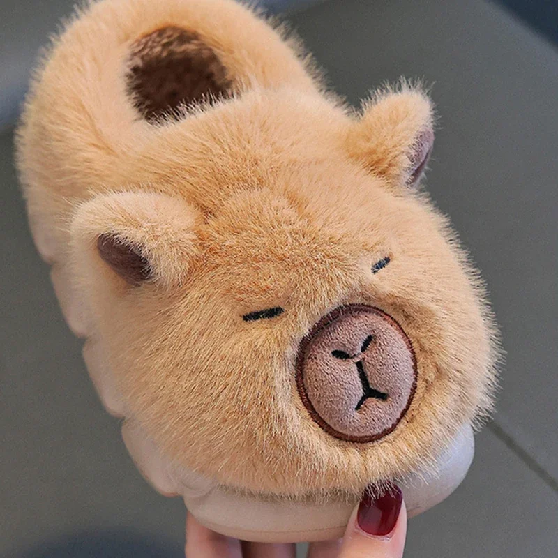 Winter 2025 Children's Capybara Slippers Parents Kids Size 24-45 Cartoon House Slippers Non Slip Soft Sole Plush Slippers Women
