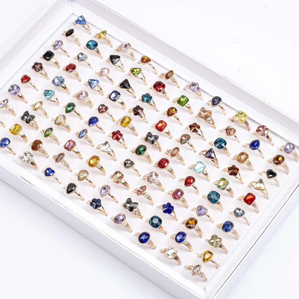30 Pcs/Lot Fashion Punk Retro Glass Stone Ring For Women Men Geometry Carved Imitation Gemstone Mixed Style Jewelry Party Gifts