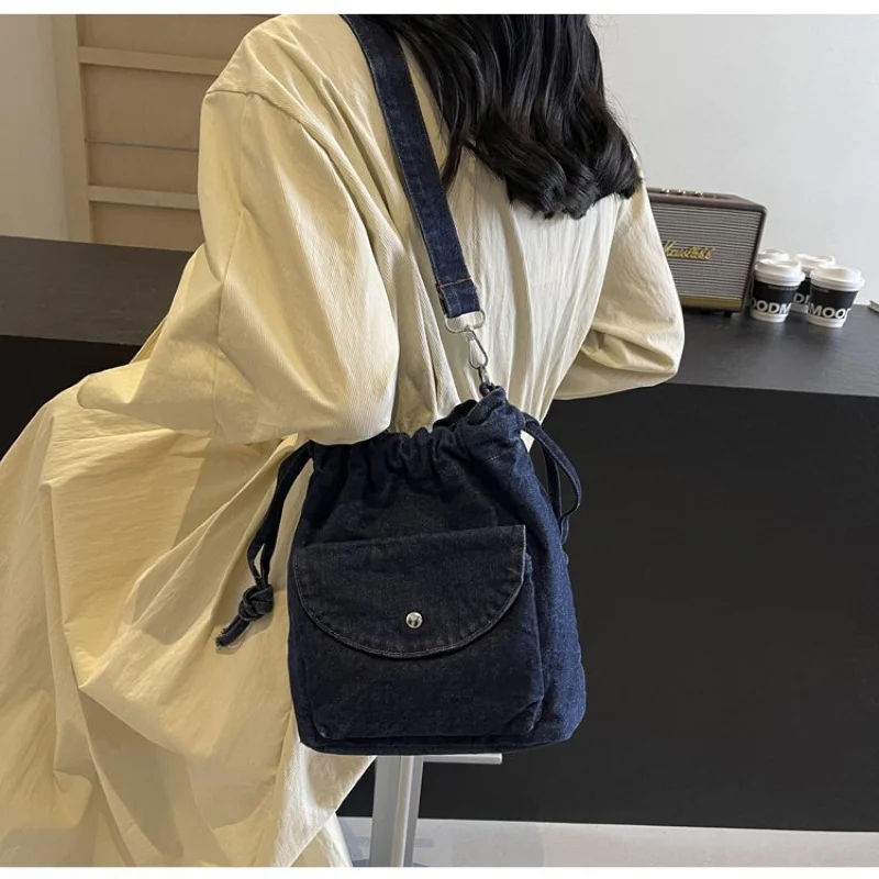 

Stylish Leather Crossbody Bag Women Breathable Lining Magnetic Zipper Chain Strap Lightweight All-Match Commuter Bag​