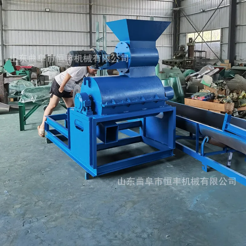 

(Для морских перевозок) Горизонтальный измельчитель-дробилка для полувлажных материалов: виноградной лозы, рисовой шелухи, сосновых игл, высоковлажных материалов