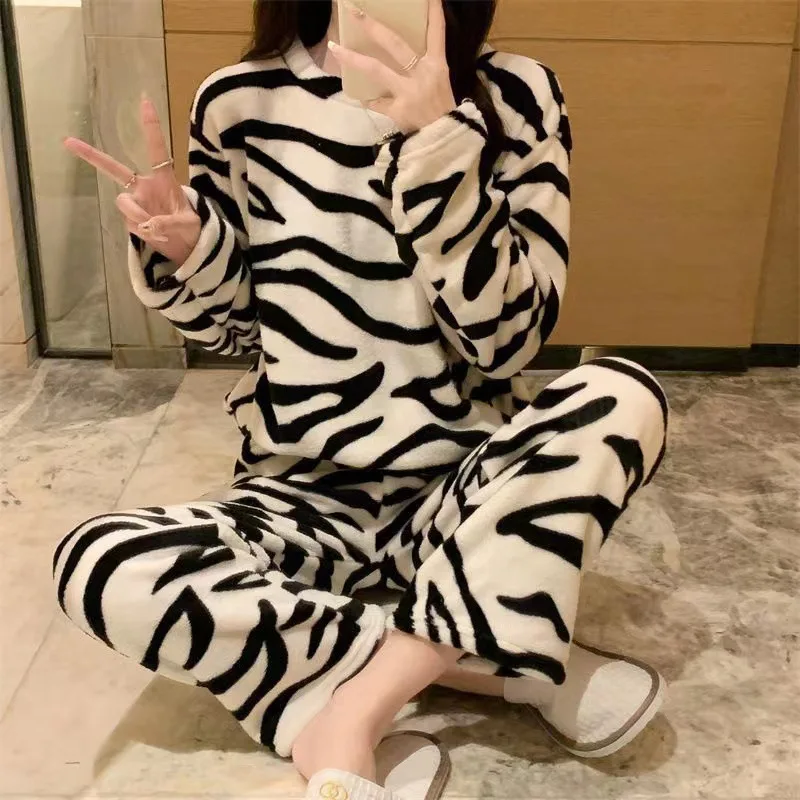 Autumn and Winter New Women\'s Zebra Pajamas Homewear Set Girls Students Coral Velvet Padded Thickened Warm Pajamas Homewear Set