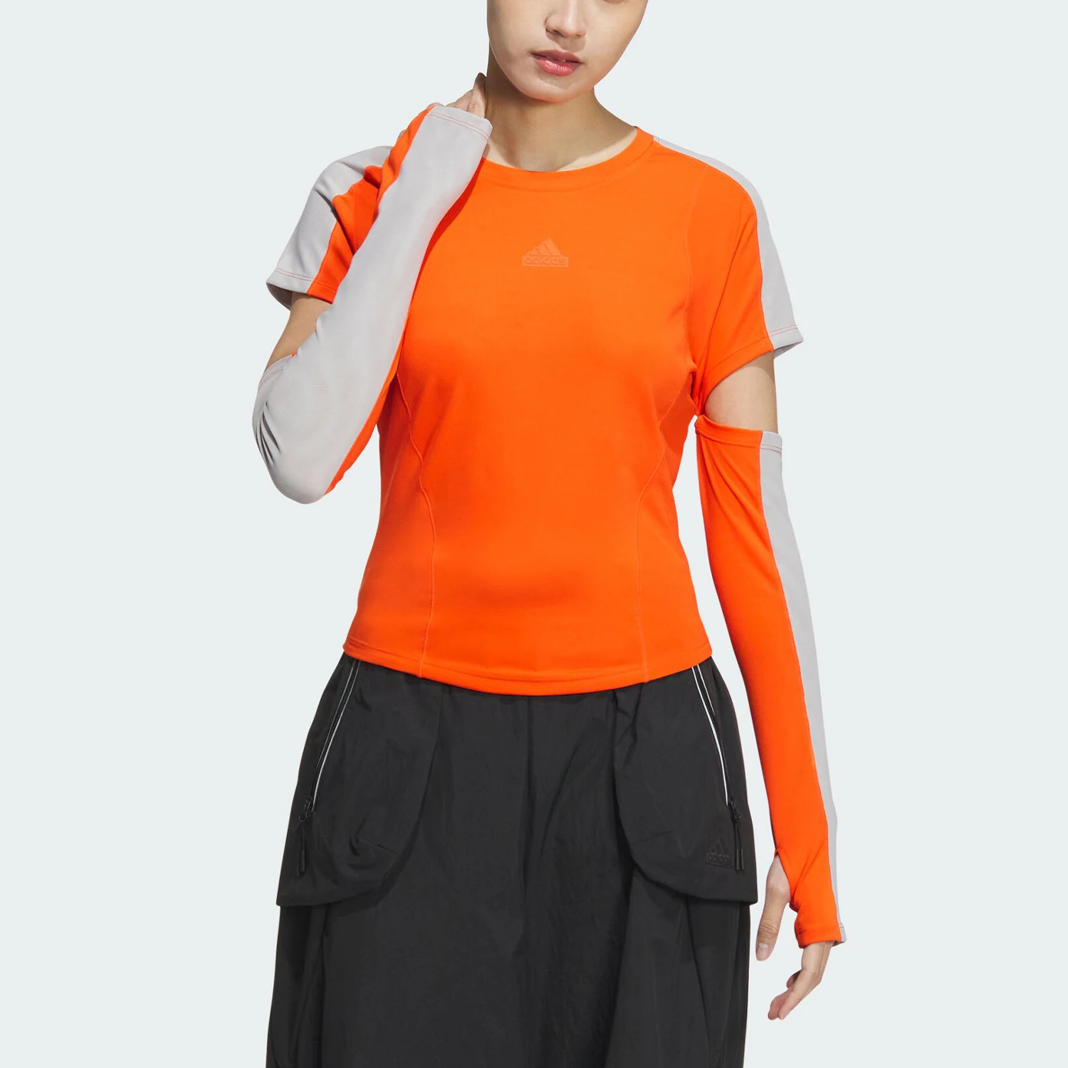 

Женская повседневная футболка с длинными рукавами Adidas Originals FUSTL TEE, модель JJ1574