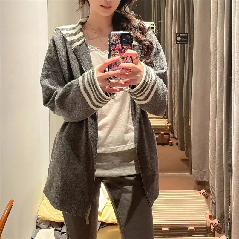 Damski kardigan w paski z kołnierzykiem marynarskim, jesień Y2K Harajuku, obszerny, dzianinowy płaszcz, elegancka kurtka z podwójnym zamkiem błyskawicznym.