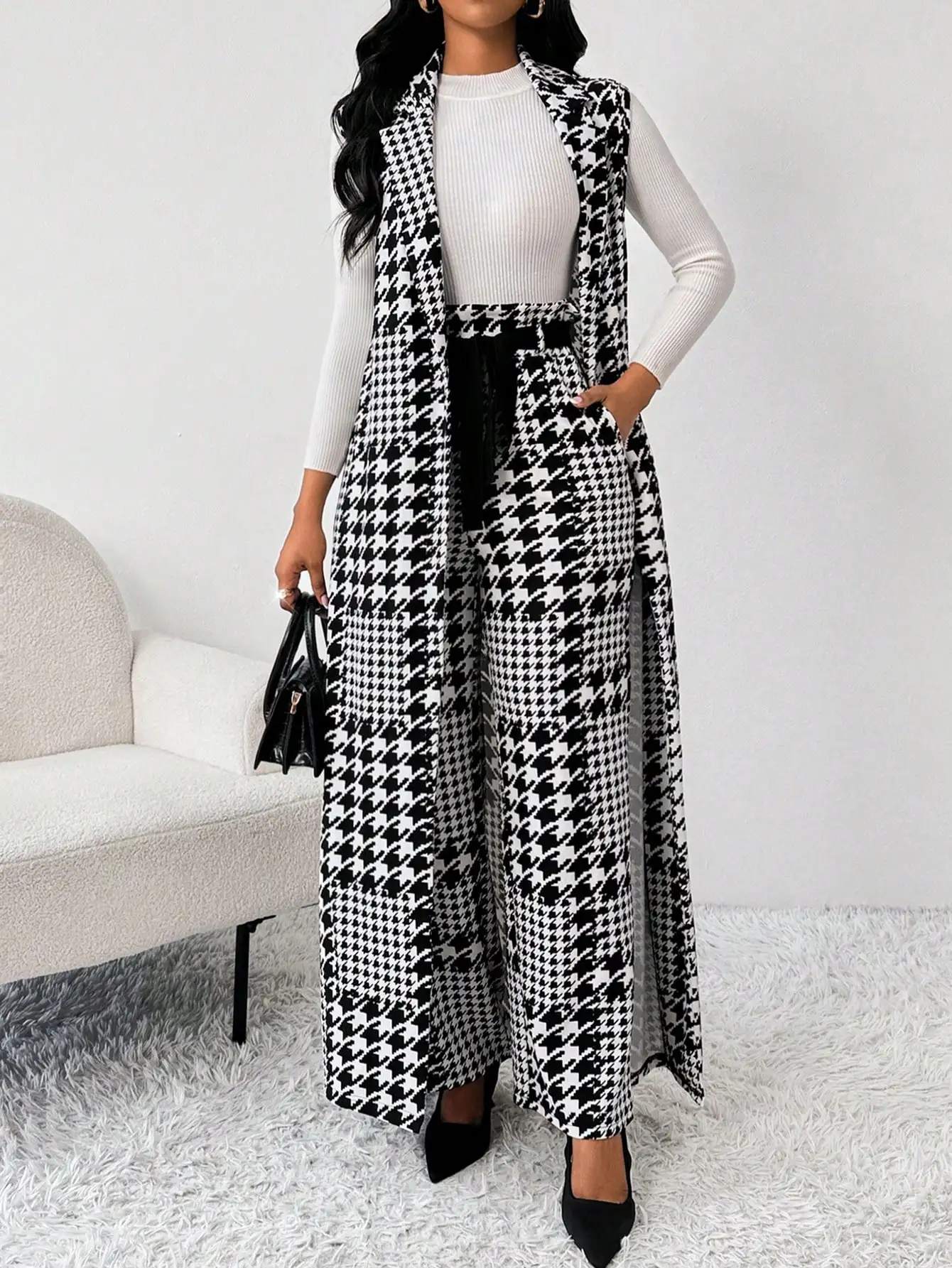 

Комплект из длинного пальто без рукавов и широких брюк с принтом «гусиная лапка» для женщин