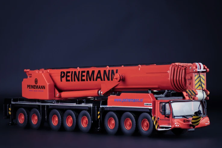 Collectible Diecast Model IMC 1:87 Scale LTM 1450-8.1 Mobile Crane Construction Vehicle Alloy Model Replica Gift 32-0146