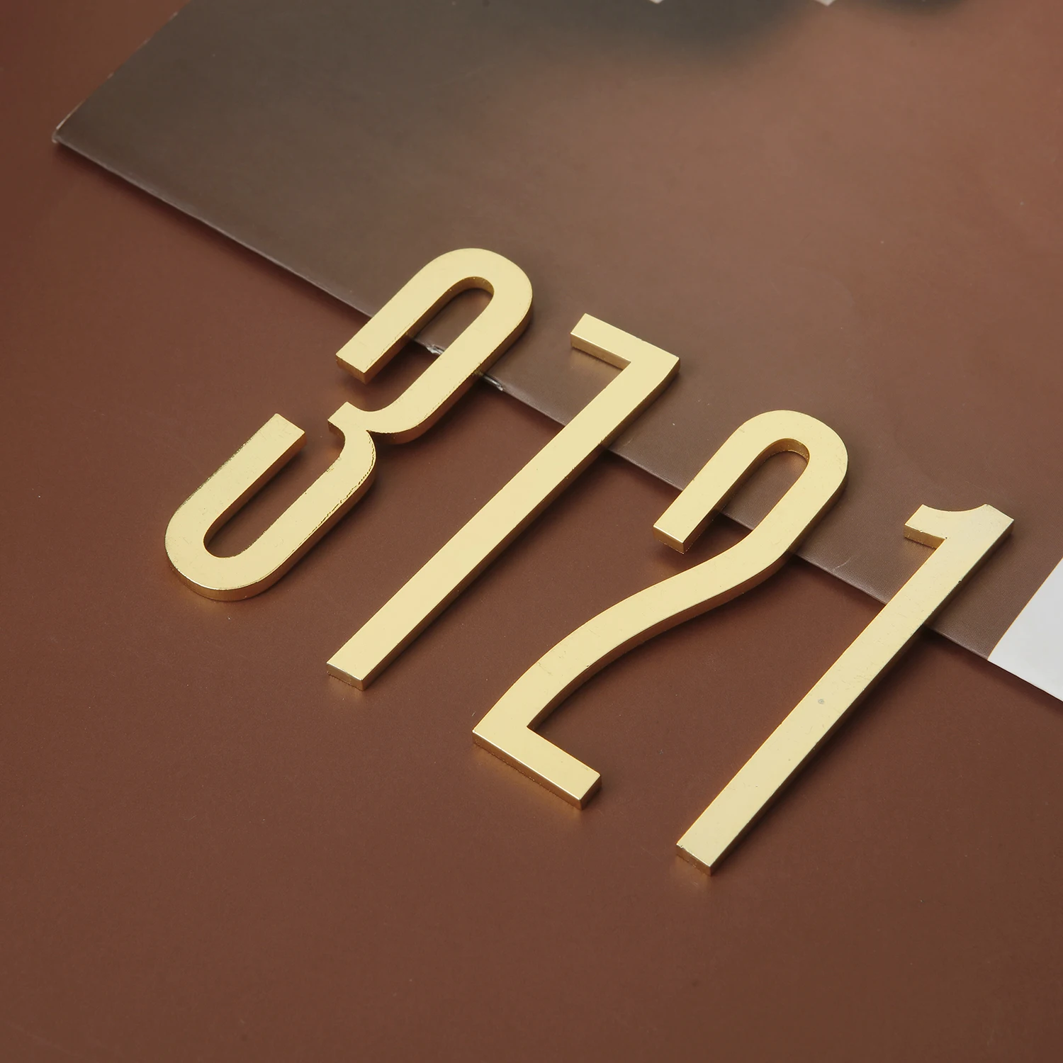 Golden Door Number with Magnets 7cm Metal House Number Apartment Door Number for Outdoor Hotel Home Mailbox Label