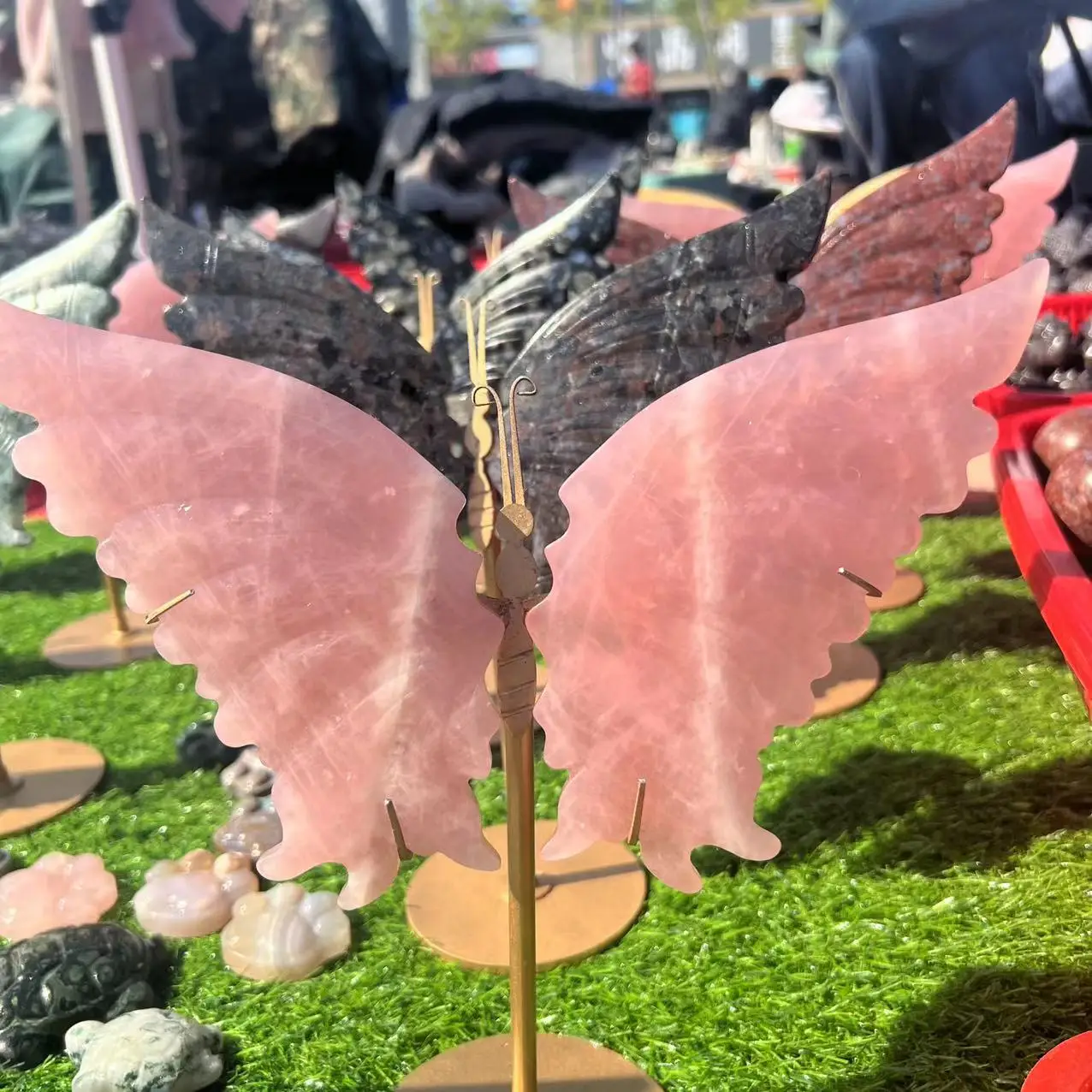 

Natural crystal craving folk crafts rose quartz angel wings for ornaments decoration