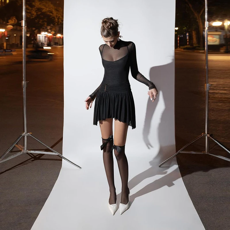 เดรสสั้นผู้หญิง ฤดูใบไม้ผลิ รุ่นใหม่ คอเต่า ผ้าสีพื้น แฟชั่น แขนยาว ลำลอง ทรงเข้ารูป เซ็กซี่ ผ้าตาข่ายซีทรู ทรงเอไลน์