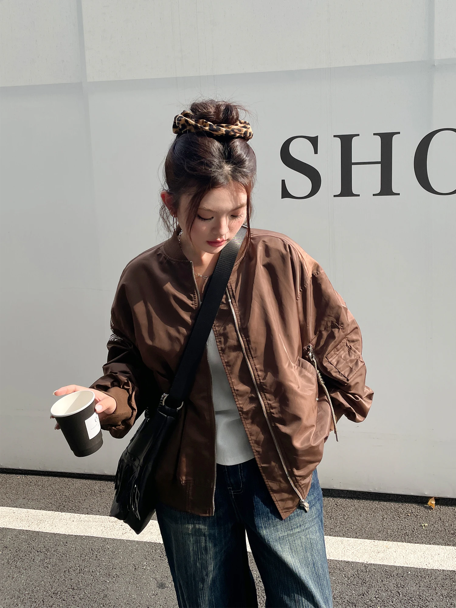 เสื้อแจ็คเก็ตเบสบอลสไตล์อเมริกันสำหรับคู่รัก รุ่นบาง ไซส์ใหญ่ สำหรับผู้หญิง ดีไซน์สวยงามไม่ซ้ำใคร สำหรับต้นฤดูใบไม้ร่วง