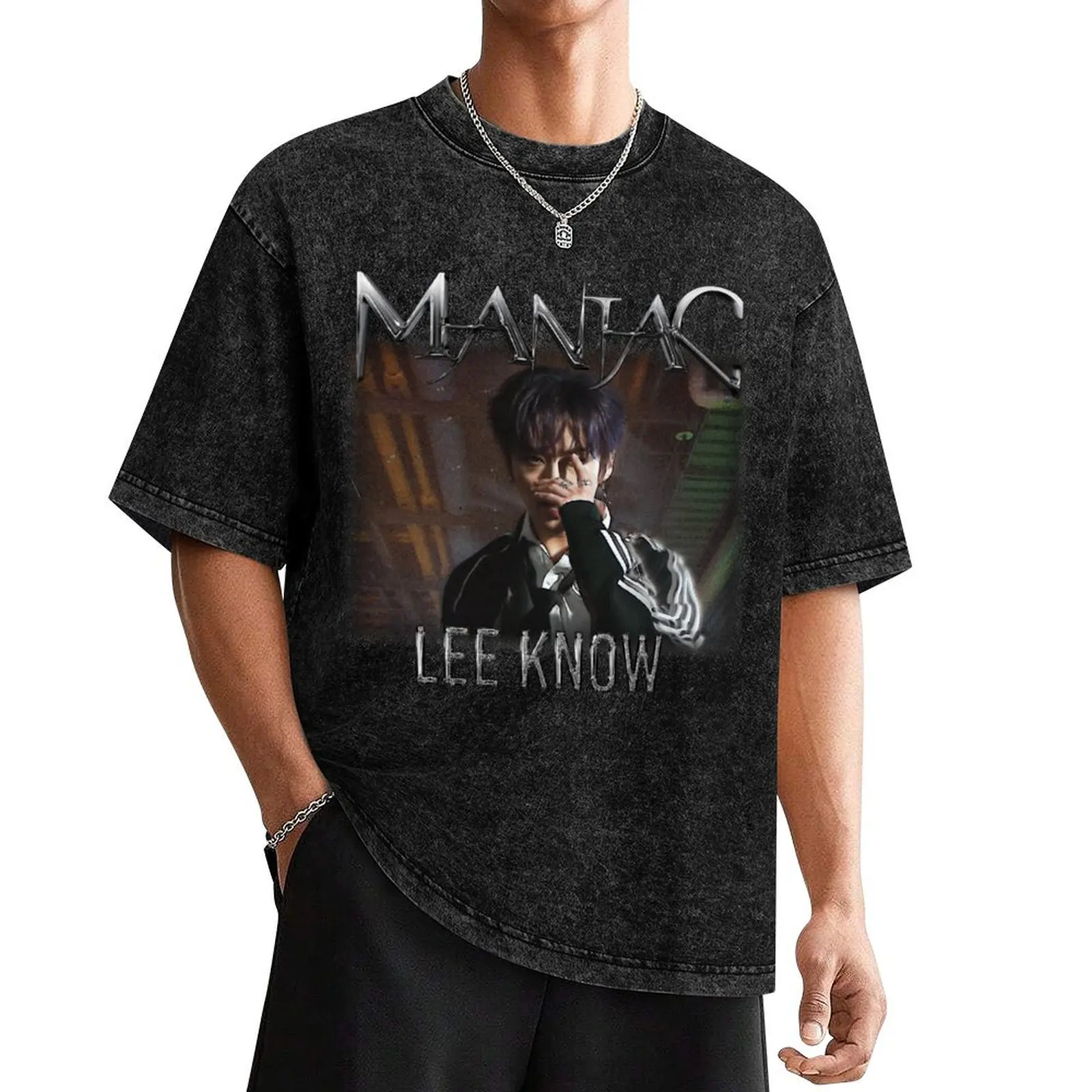 

MANIAC SKZ LEE KNOW T-Shirt heavyweights custom t shirt blanks mens designer t shirt