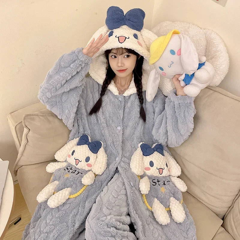 

Пижамы «Hello Kitty» в стиле аниме Sanrio, женские осенне-зимние халаты Cinnamoroll, коралловые бархатные утепленные ночные рубашки с капюшоном, женская домашняя одежда