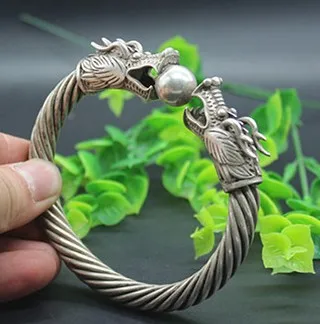 

Antique miscellaneous collection antique dragon head twist bracelet double dragon play bead bracelet